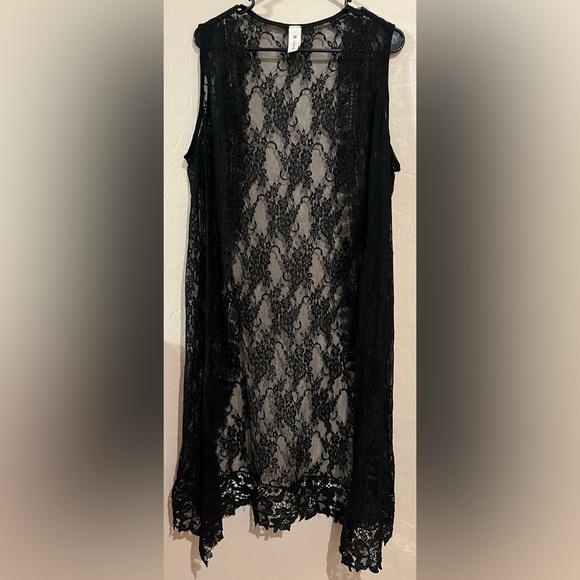 M Fasis Tops - M•FASIS Black Lace Sleeveless Duster- Size XL